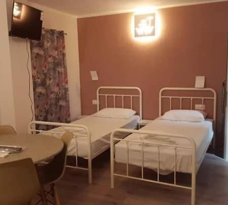 Perea White Suites Peraia  Bagian luar foto