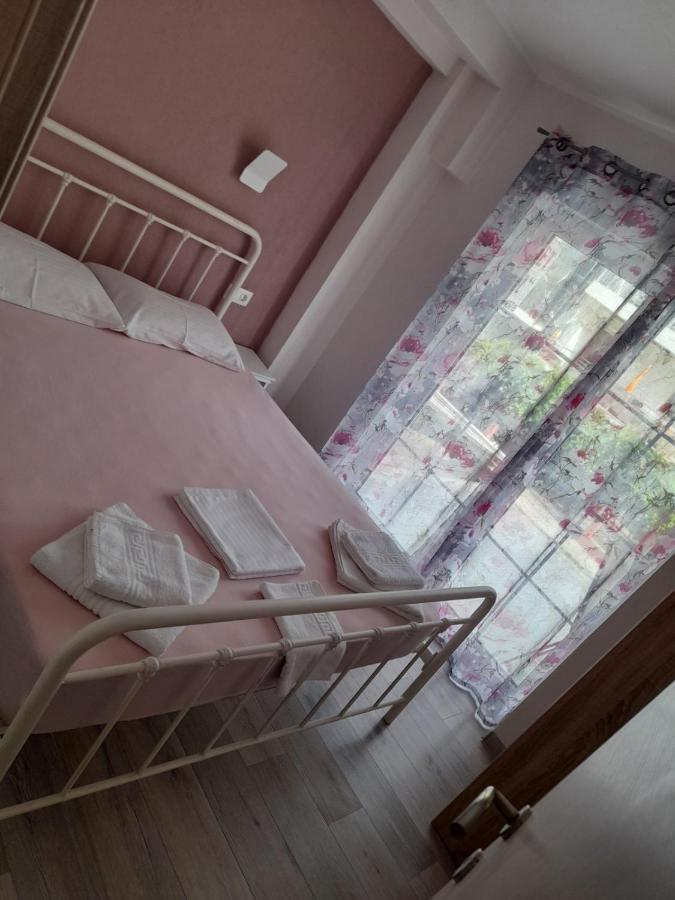 Perea White Suites Peraia  Bagian luar foto